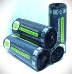 Strong and durable dustbin bags for your home or office use, our dustbin bags medium size offers that are perfect for your needs. These bags are 19 inches by 21 inches and come in black color. total 120 pcs 4 rolls