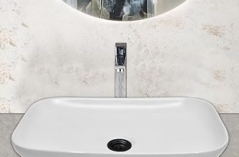 Bonkaso Ceramica Bathroom Basin Designer Glossy Finish Table Top Ceramic Wash Basin460 X 345 X 130 Mm (18 X14) 8Kg(Cosmo3035)
