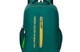 United Colors of Benetton Unisex High-School Backpack RUNWAY – Dark Green | 3-Compartment Slim Design with Branded Print | Backpack for School Girls and Boys | 25L Capacity