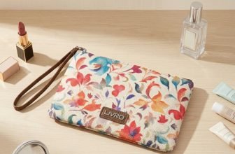 livro Poeney Pouch